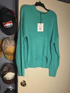 Kbb By Kahlana Women's Crewneck Sweater in Teal Green